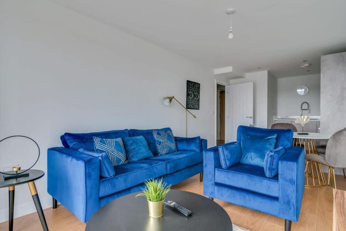 לידס Lovely Riverside 2 Bed Apartment מראה חיצוני תמונה